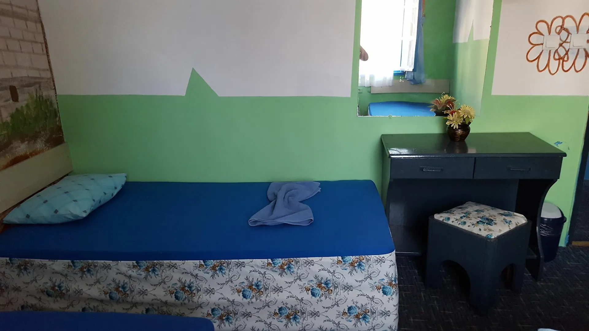 Goekmavi Pansiyon Bodrum Hostel