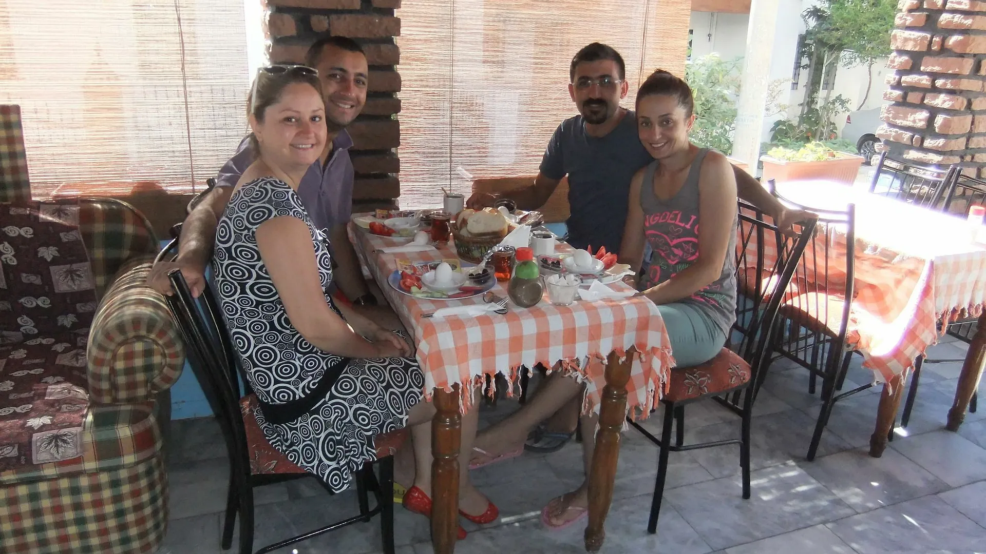 Goekmavi Pansiyon Bodrum 호스텔