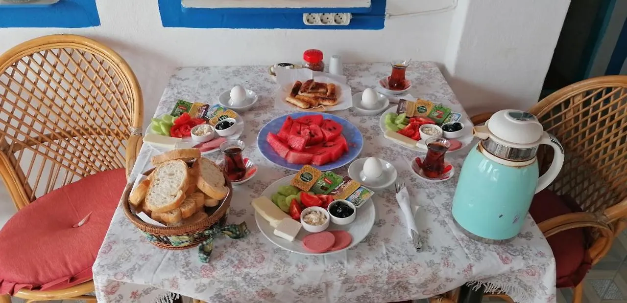 Goekmavi Pansiyon Bodrum