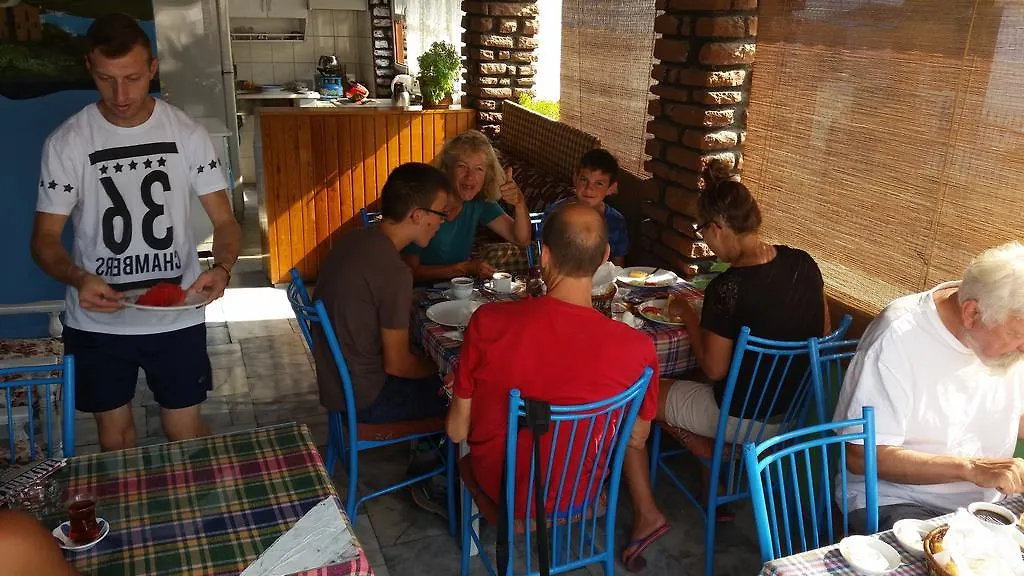 Hostel Goekmavi Pansiyon Bodrum